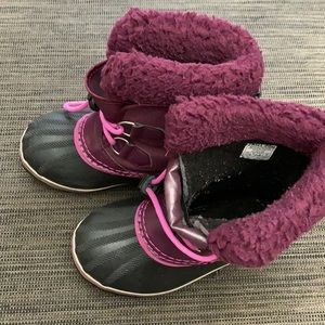 Girl’s Purple Sorel Snow Boots